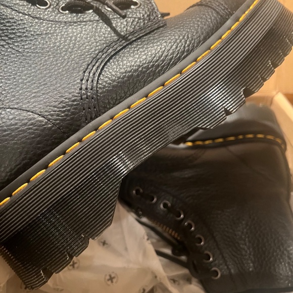 Dr. Martens Sinclair boots - Picture 5 of 5